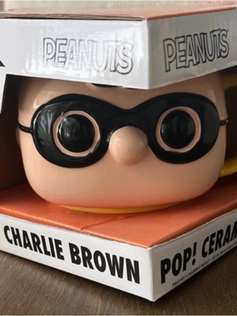 Peanuts Charlie Brown Ceramic Mug – Yellow, Black, Peach